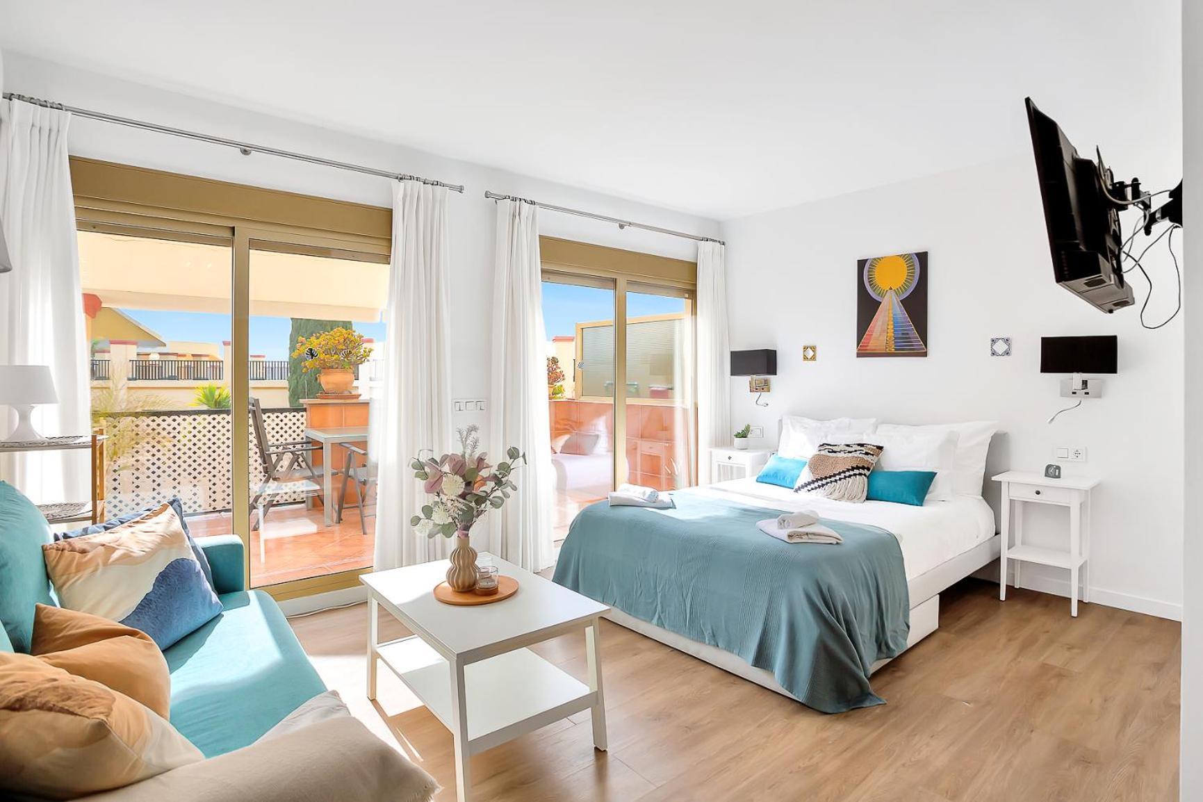 Modern Beach Apartment Romana Playa 723 In Marbella, Elviria Экстерьер фото